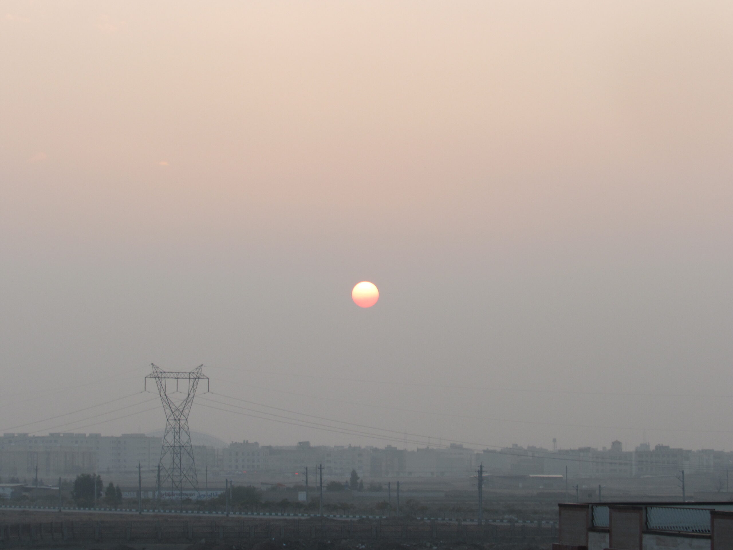 خورشید در افق قم11 آذر1399